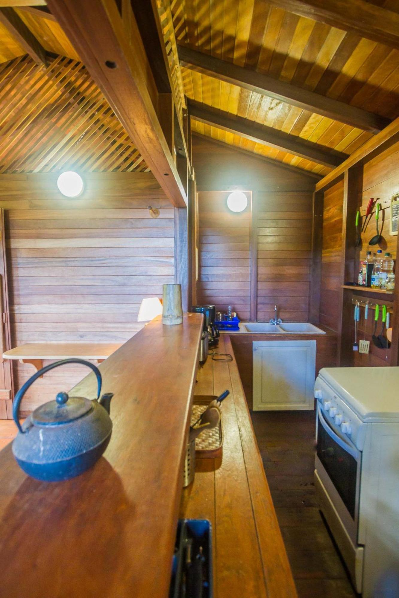 Ecolodges Karet Deshaies Exterior foto